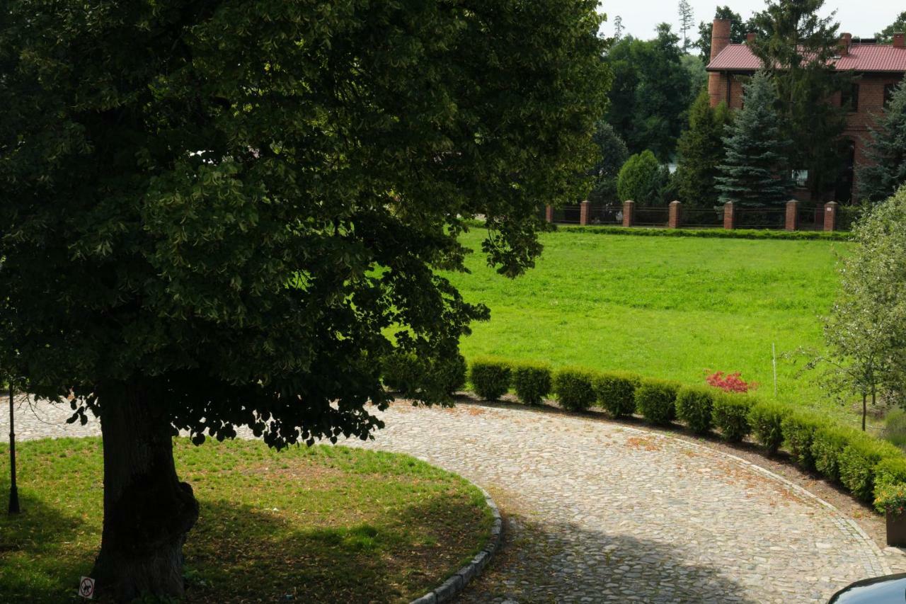 Stary Mlyn Strzeszyn Hotel Lubowo  Exterior foto